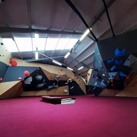 Rhino Boulder Gym