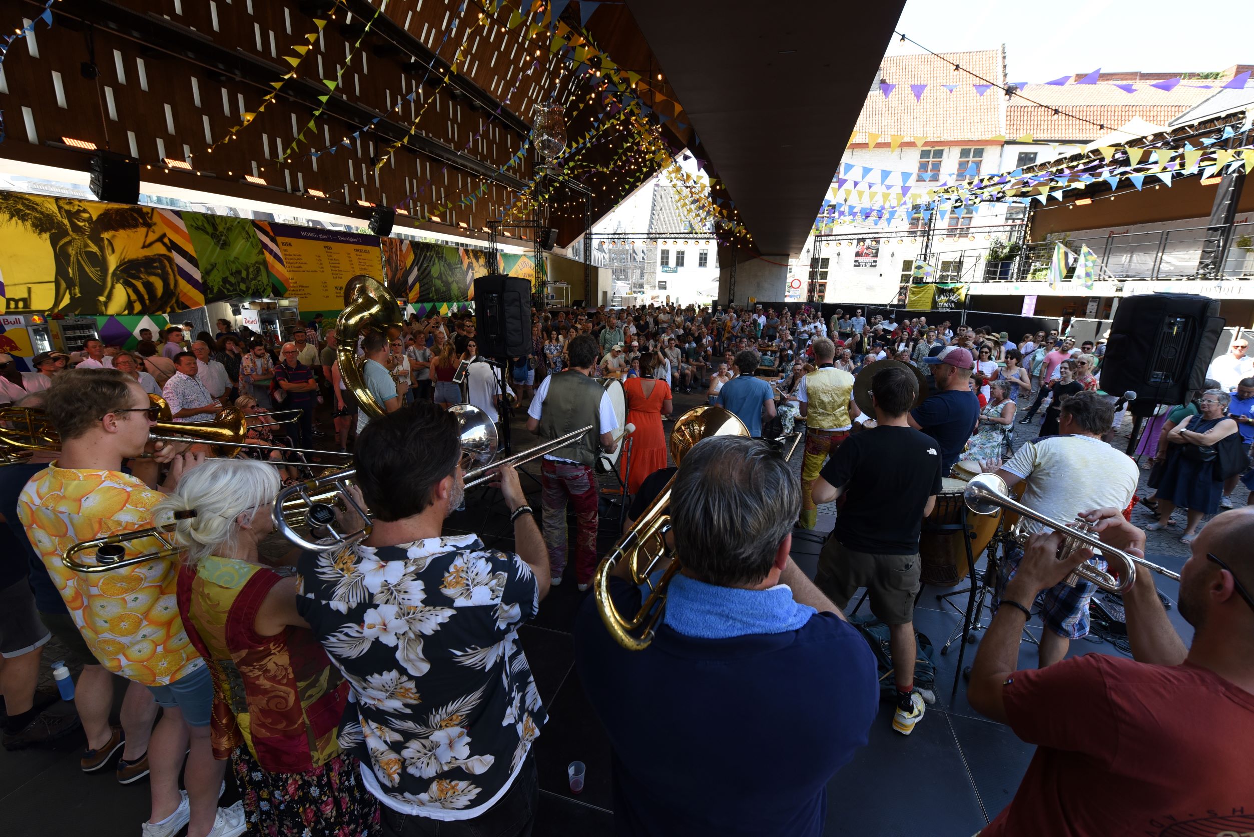mezelf deze motief GF22: Gentse Feesten klokken af op ruim anderhalf miljoen bezoekers | Stad  Gent