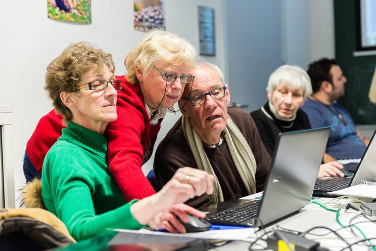  Gent  deelt expertise rond huisvesting ouderenzorg en werk 