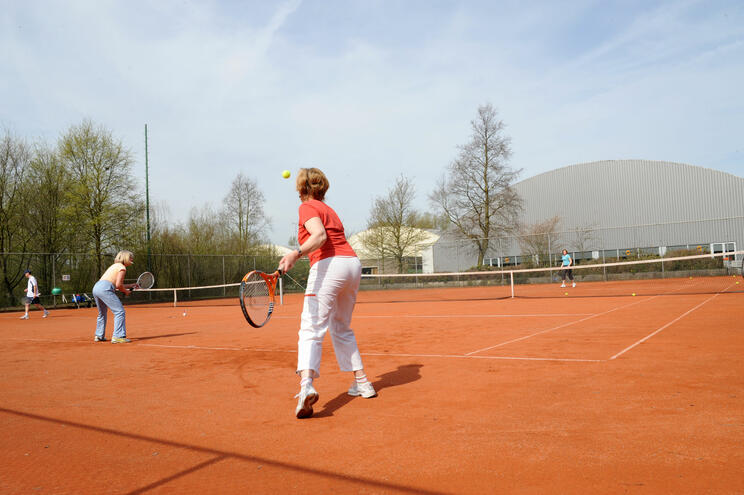 tennis outdoor.jpg