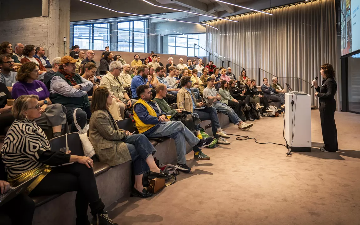 Culinaire raad meeting in het auditorium van het Wintercircus