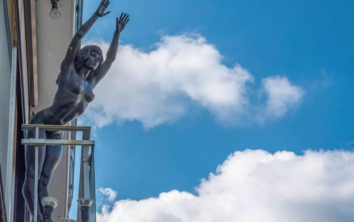 'Diving Lady', de vrouwelijke variant van 'De Duiker'