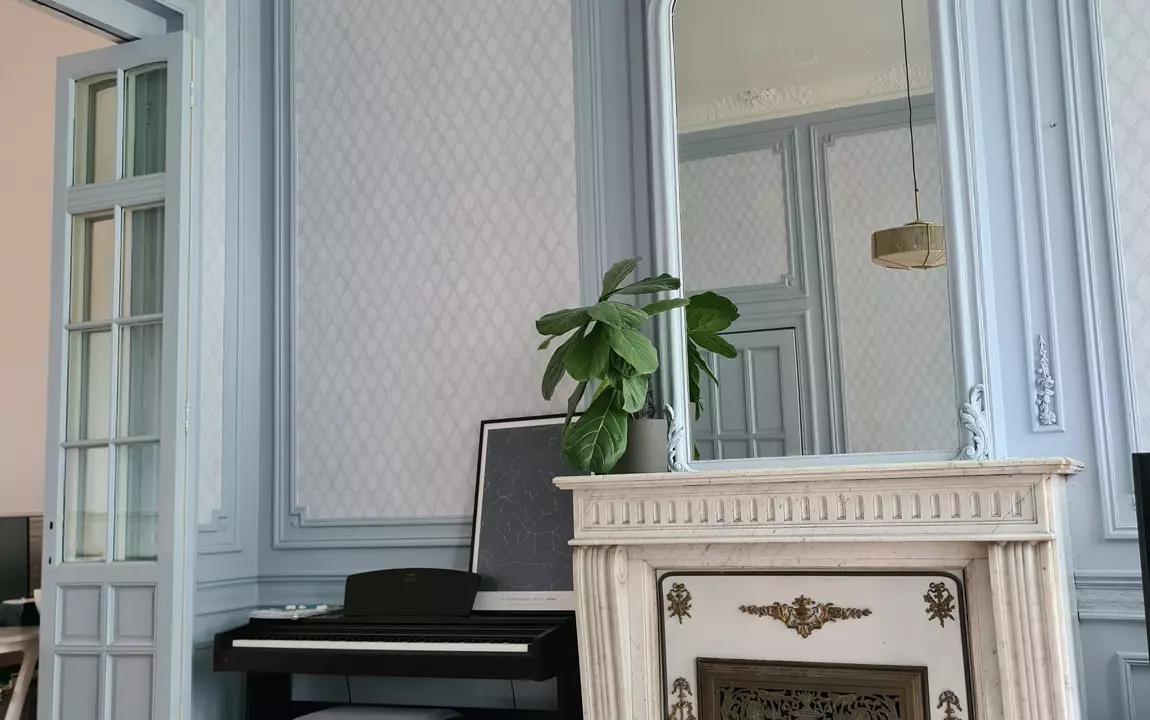 Detailbeeld van het gerestaureerde interieur