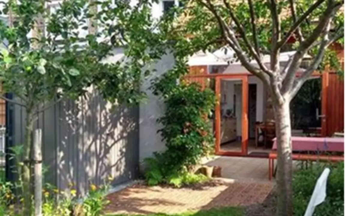 Ontharde tuin wandelpad