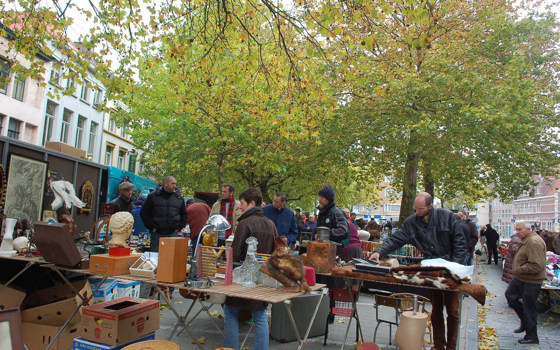 Brocantemarkt Bij Sint-Jacobs en Beverhoutplein