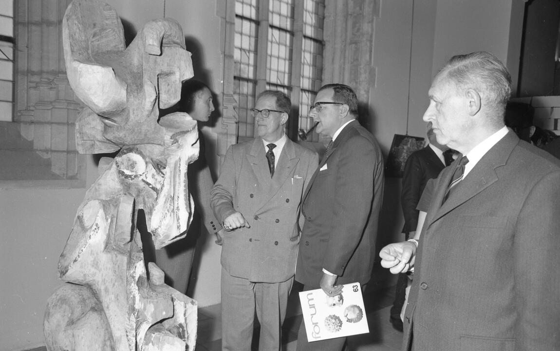 Forum 63, tentoonstelling van hedendaagse kunst in de Sint-Pietersabdij, 1963 (PA_HDJ_1963_0599_FO_05)