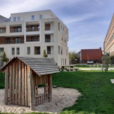 Speelhuisje groenzone Doornzelestraat