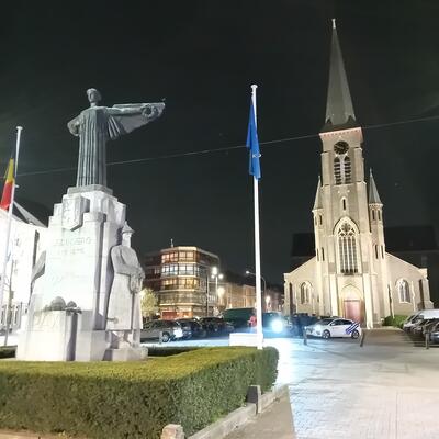 nieuwe LED-monumentverlichting Ledebergplein 