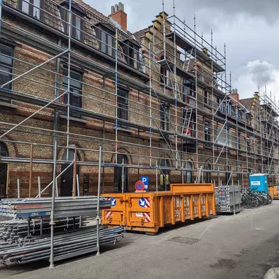 In dit renovatieproject in de Bellefleurstraat komt een doorstroomwoning