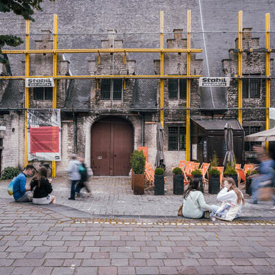 De restauratie van het Groot Vleeshuis zal twee jaar duren