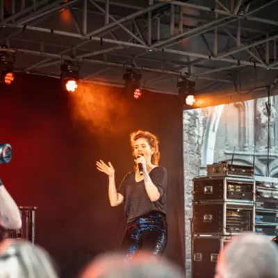 Vorig jaar was er Allez, Chantez! op het Walter De Buckplein
