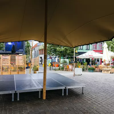 Het kleine podium op de Oude Beestenmarkt