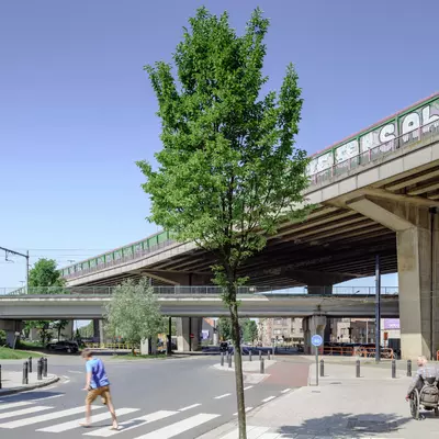 Beeld van viaduct E 17 in de hoogte in Gentbrugge