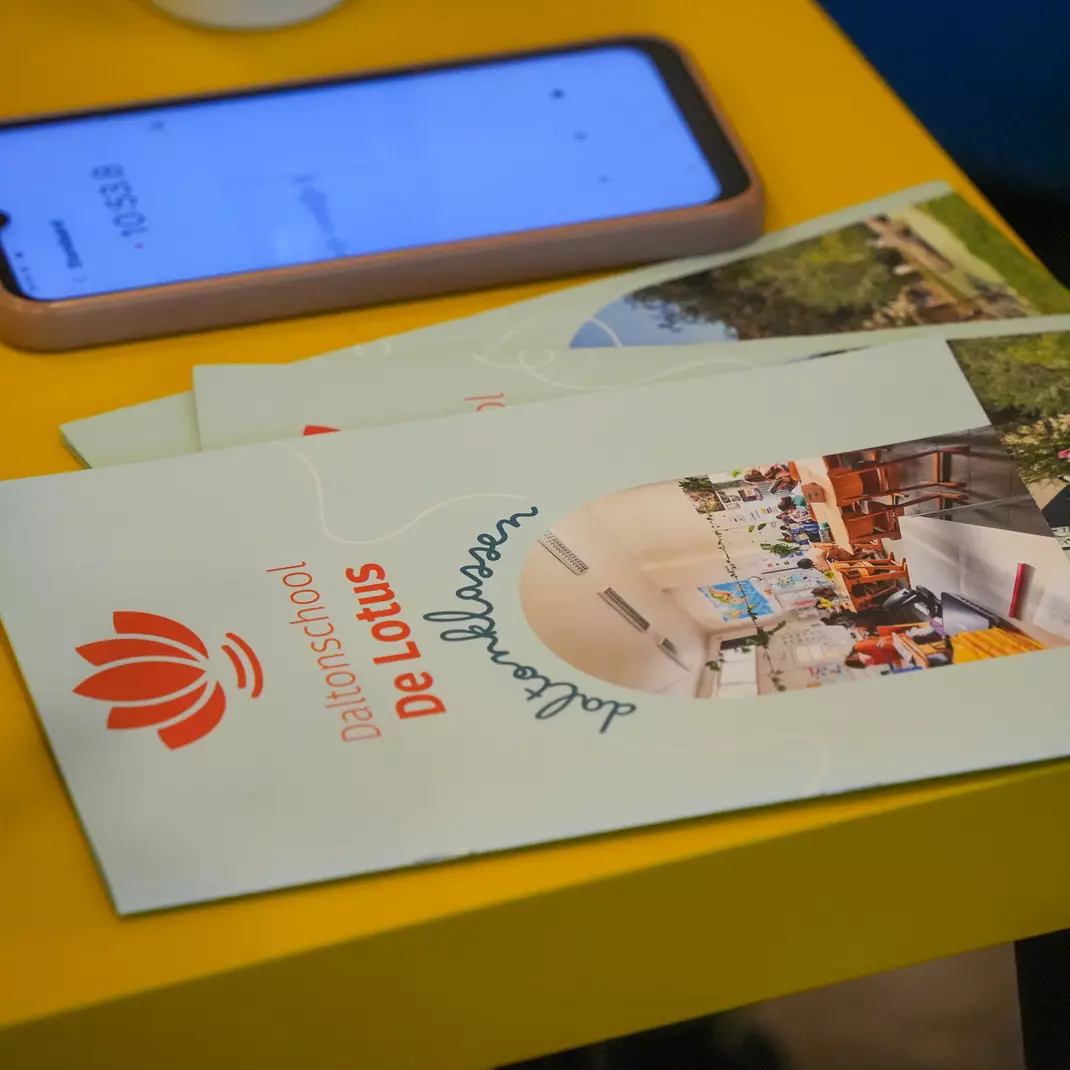 Onderwijscentrum Gent - nieuwsbrief - De Lotus - communicatie met ouders