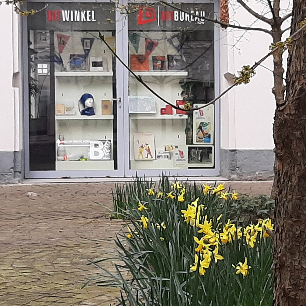 UiTPAS - UiTWinkel & UiTBureau, Veldstraat 82B