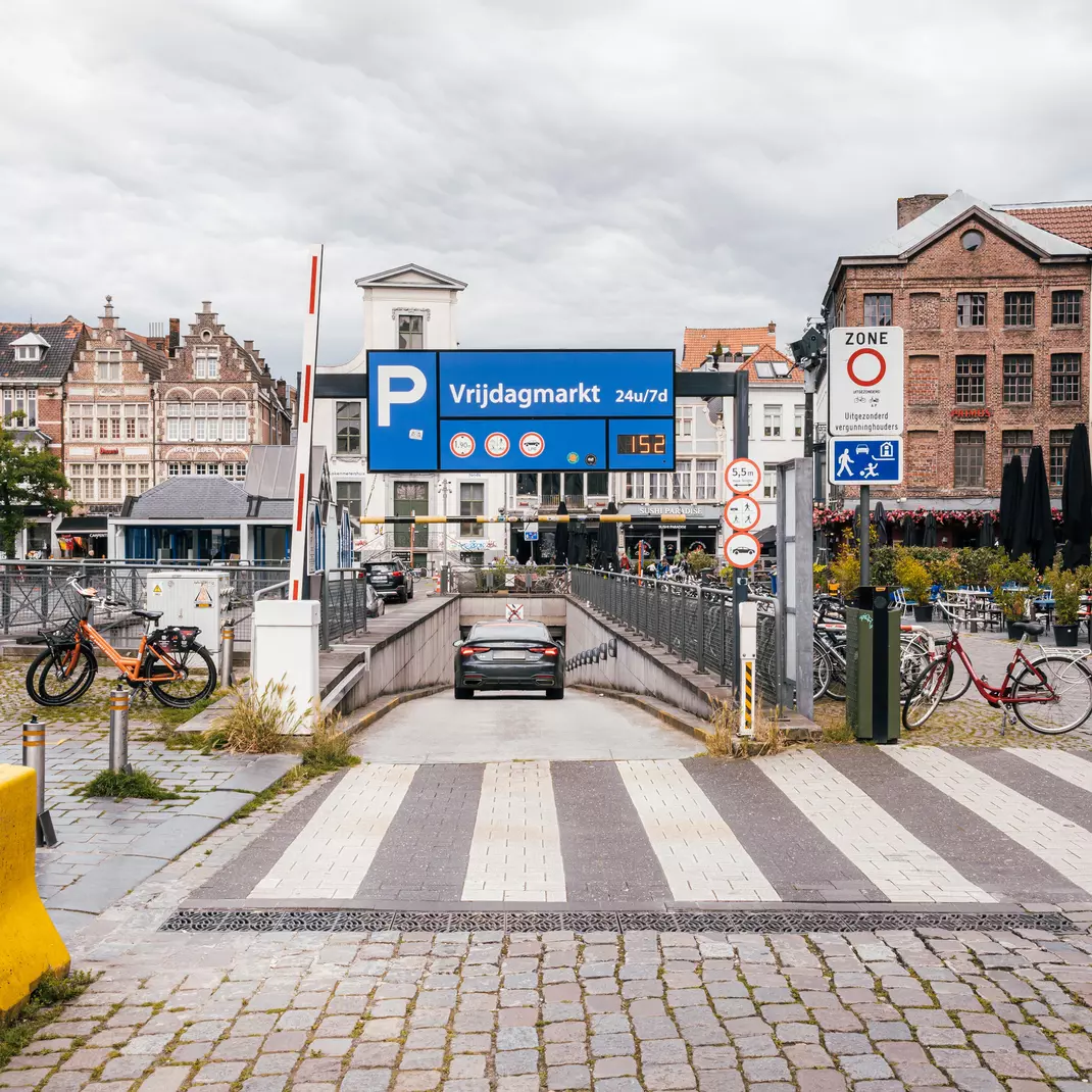 parking Vrijdagmarkt