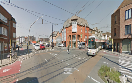 Het kruispunt van de Voormuide met de Sint-Salvatorstraat.