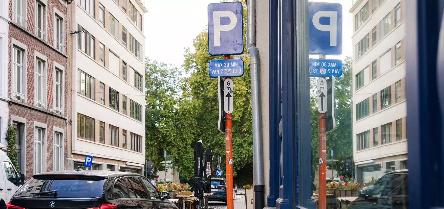 Op een shop&go-plaats mag je maximaal 30 minuten parkeren